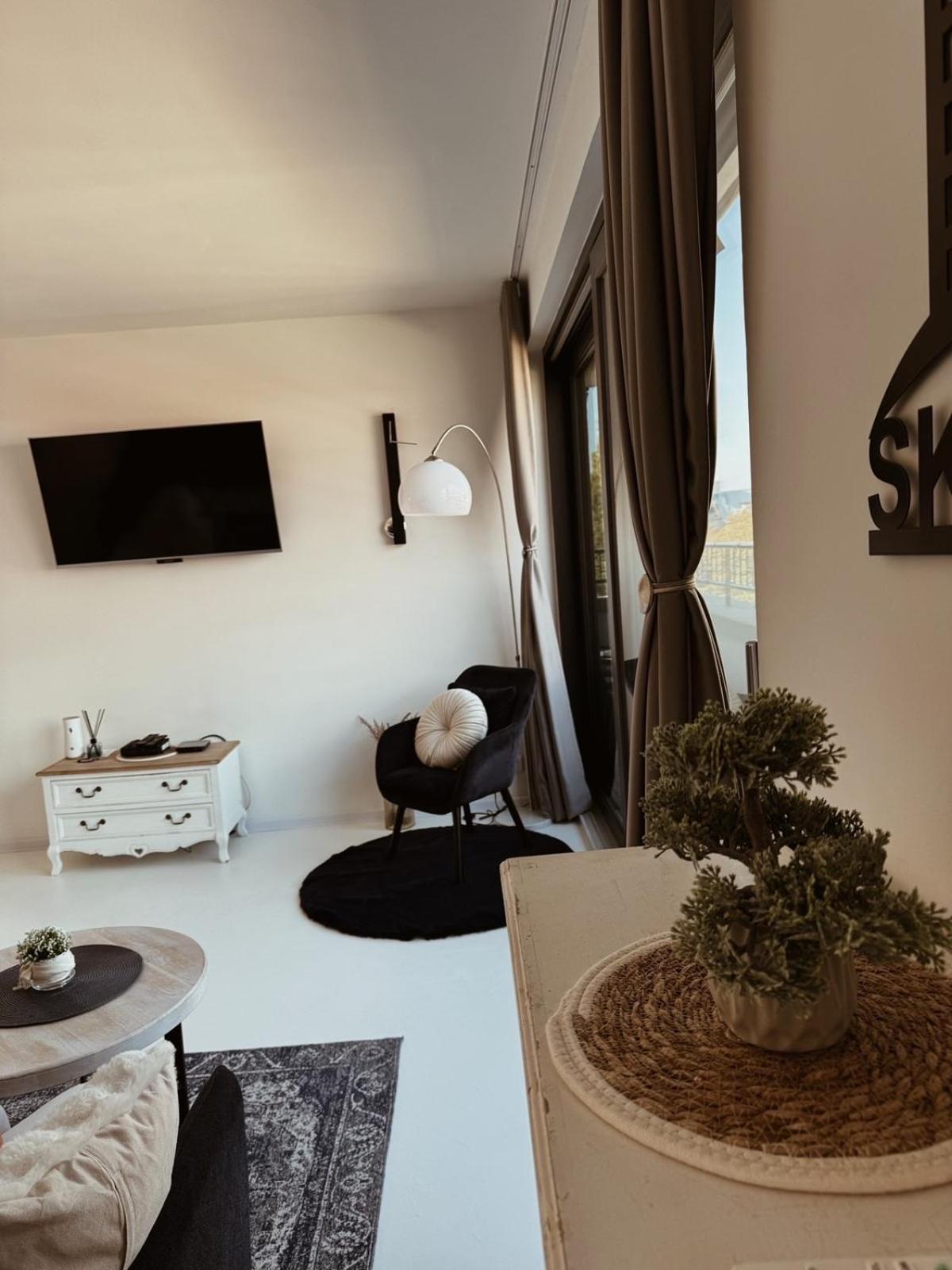 Sarajevo Skyline Apartment Buitenkant foto